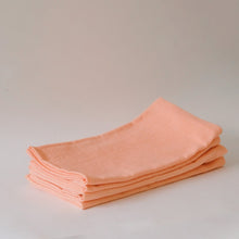 Load image into Gallery viewer, Napkin set in Salmon
