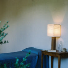 Load image into Gallery viewer, Linen Bedspread in Océano