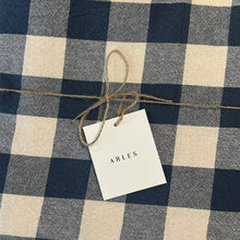 Load image into Gallery viewer, Cottage tablecloth in Blue