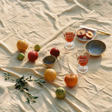 Load image into Gallery viewer, Placemat set in Grapefruit