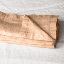 Load image into Gallery viewer, Napkin set in Nut