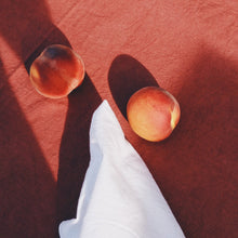 Load image into Gallery viewer, Napkin set in White