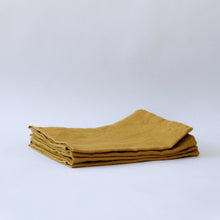 Load image into Gallery viewer, Napkin set in Ochre