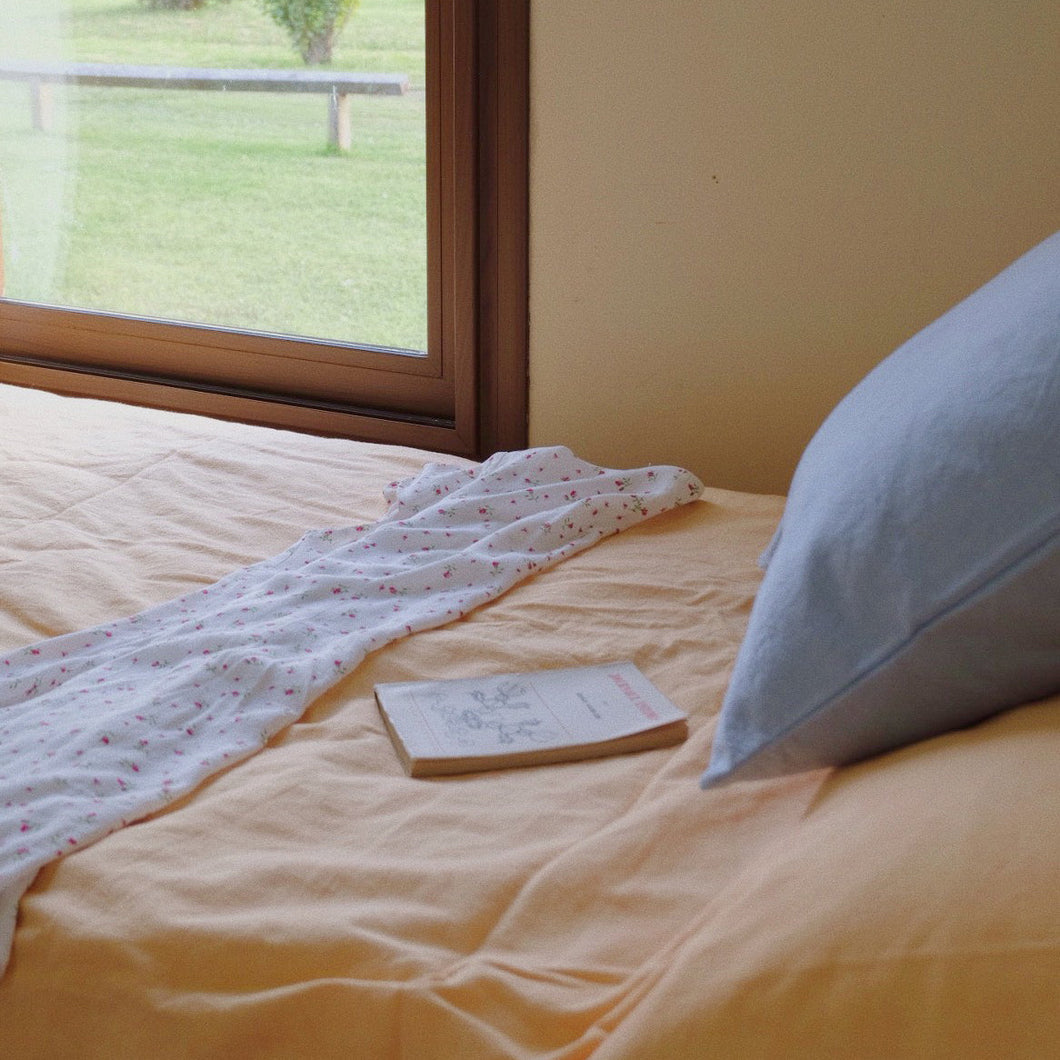 Duvet cover in Grapefruit