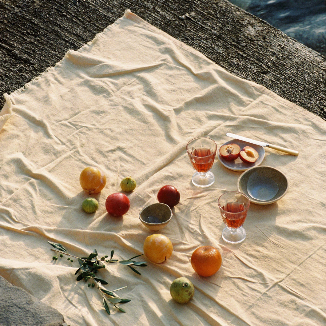 Beach blanket in Grapefruit