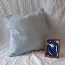 Load image into Gallery viewer, Pillow slips set in Light blue
