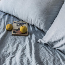 Load image into Gallery viewer, Duvet cover in Light blue
