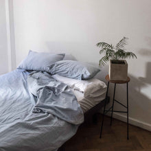 Load image into Gallery viewer, Duvet cover in Light blue
