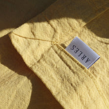 Load image into Gallery viewer, Tablecloth in Ambar
