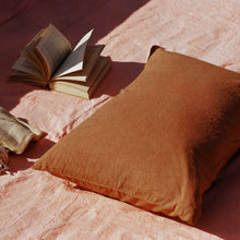 Load image into Gallery viewer, Pillow slips set in Cigar
