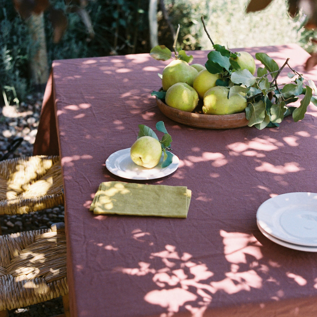 Tablecloth in Burgundy
