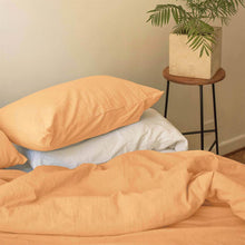 Load image into Gallery viewer, Duvet cover in Grapefruit
